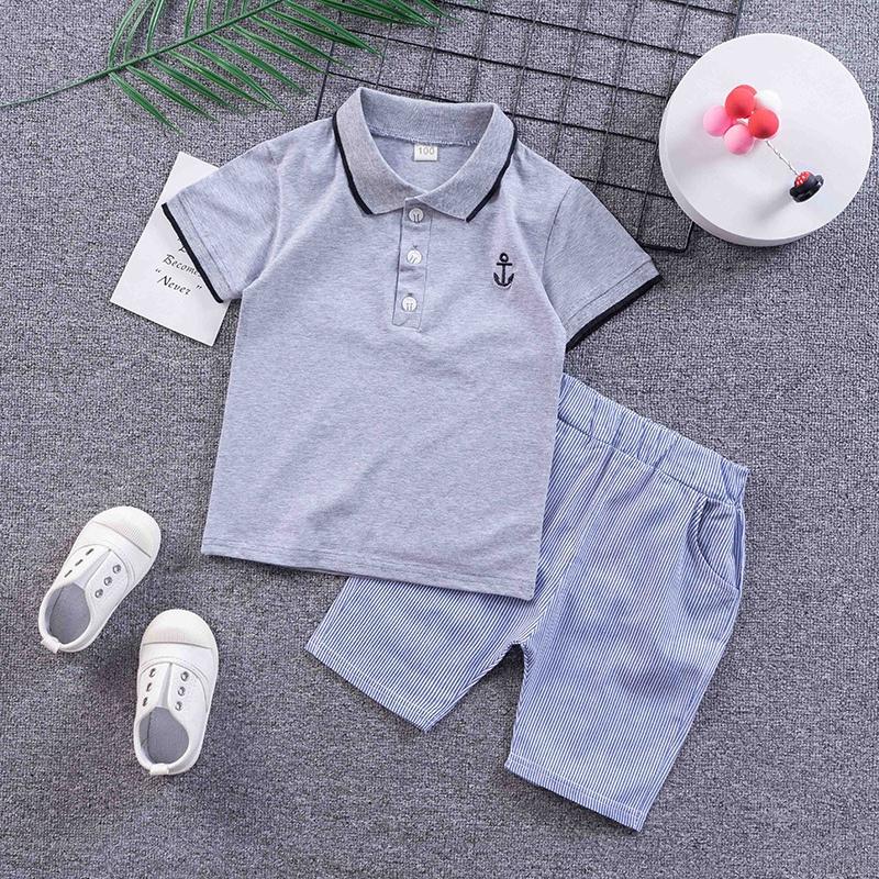 Bộ áo thun polo và quần đùi thời trang dành cho bé trai