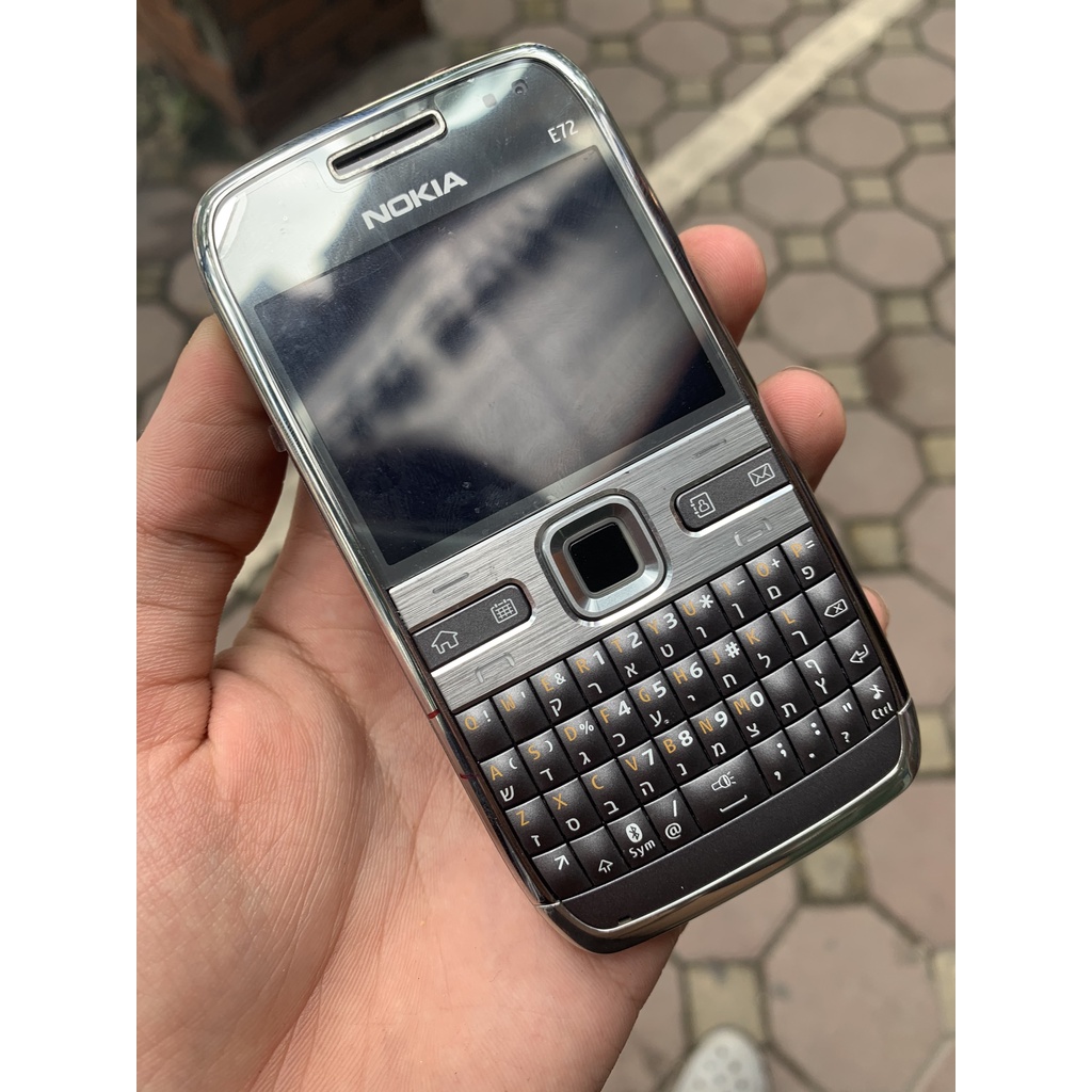 Điện thoại Nokia E72 zin chính hãng 100% không lai tạp, không sửa chữa