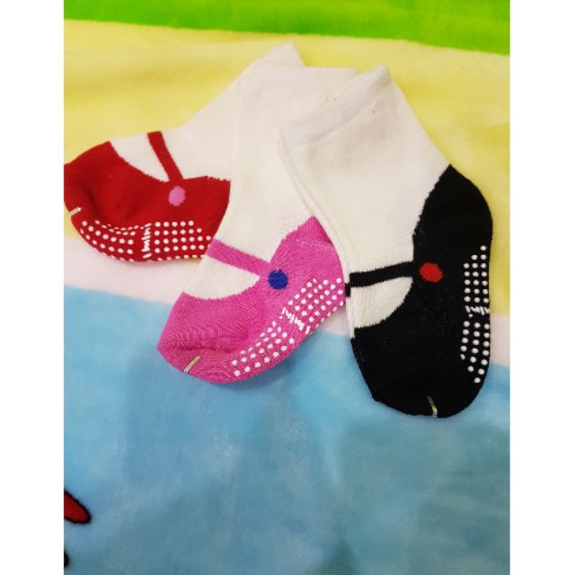 Set 3 đôi tất hình đôi giày