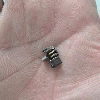 Cáp nguồn, cục rung, camera sau iphone 5C zin