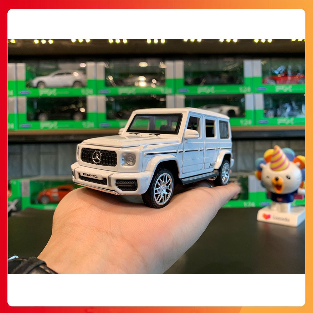 Mô hình xe Mercedes-Benz G63 tỉ lệ 1:32 màu trắng - Đồ chơi trẻ em