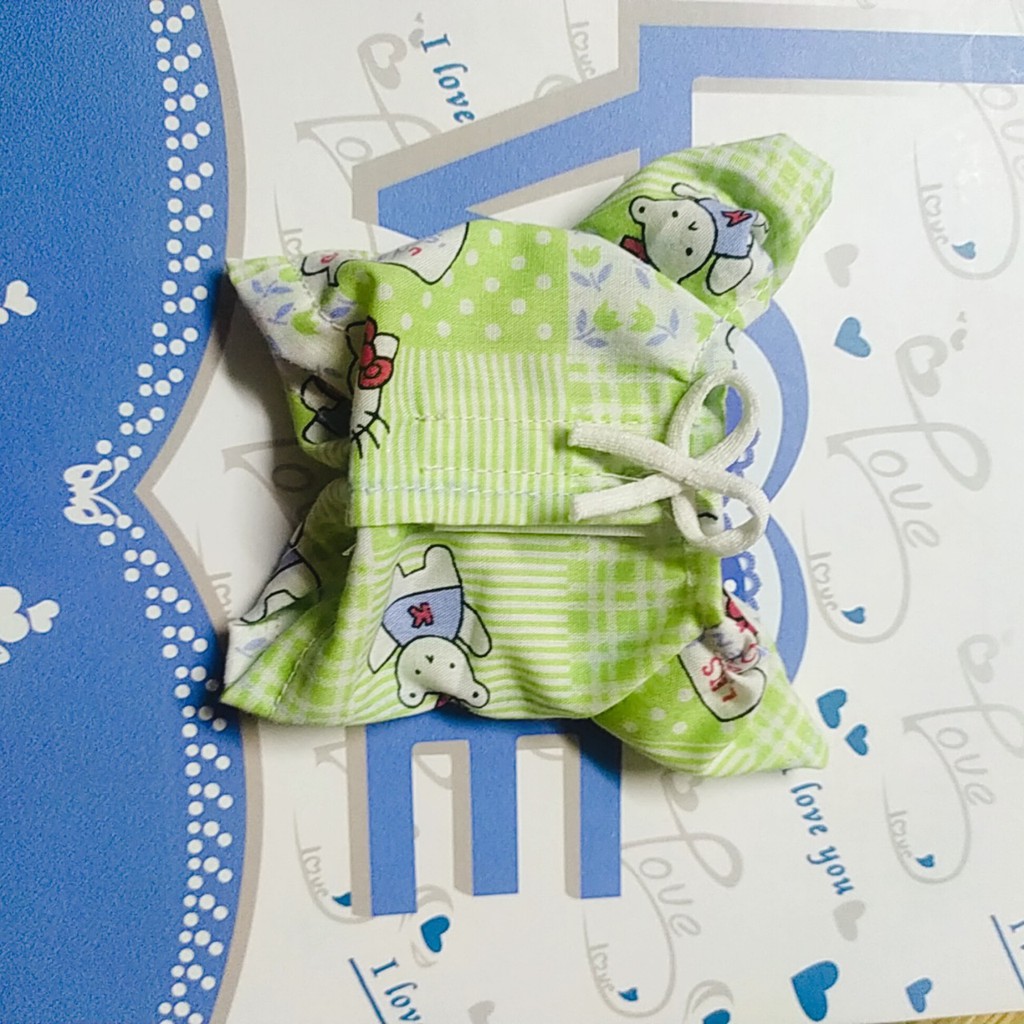 Đồ ngủ nơ trắng cho doll 15cm