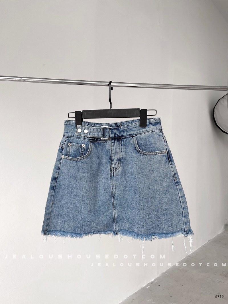 [Mã FADIRECT20 giảm 20K đơn 150K] Chân váy denim cạp có đai cúc bấm 5719 | BigBuy360 - bigbuy360.vn