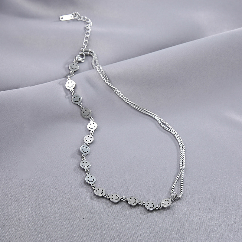 vòng cổ Thép Titan Mặt Hình Mặt Cười Đơn Giản Xinh Xắn