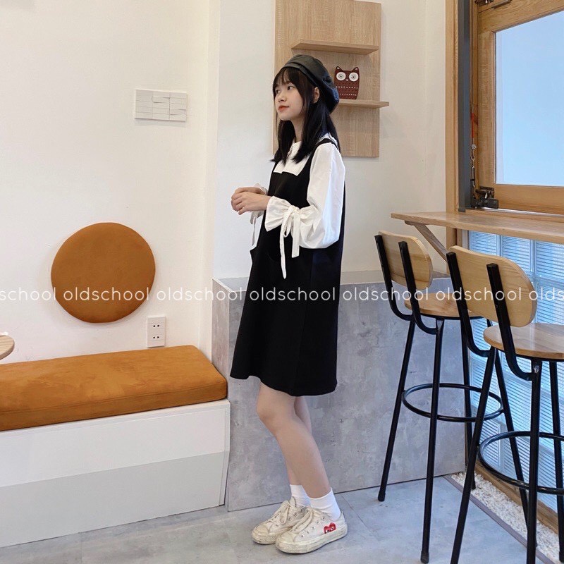 Váy cổ sen liền yếm hai dây thắt nơ tay