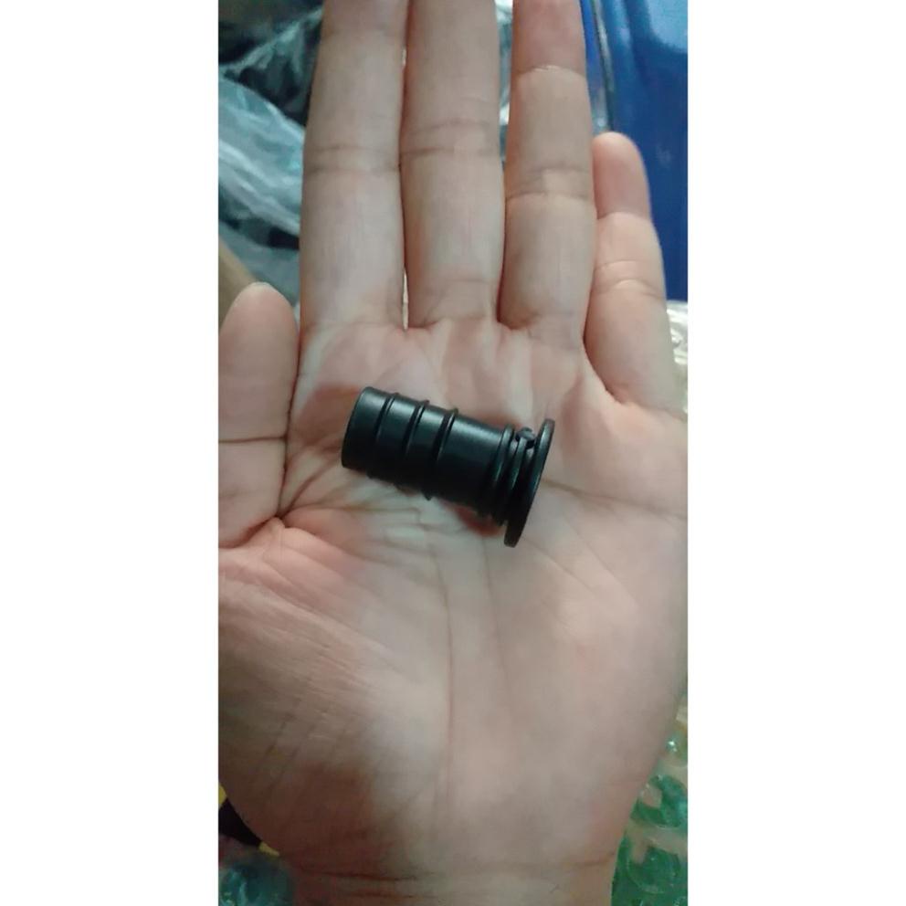 Bít đầu ống LDPE 16mm dùng trong hệ thống tưới tự động