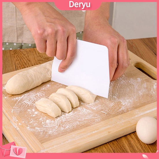 Dụng cụ cắt bột làm bánh bằng nhựa tiện dụng cho nhà bếp