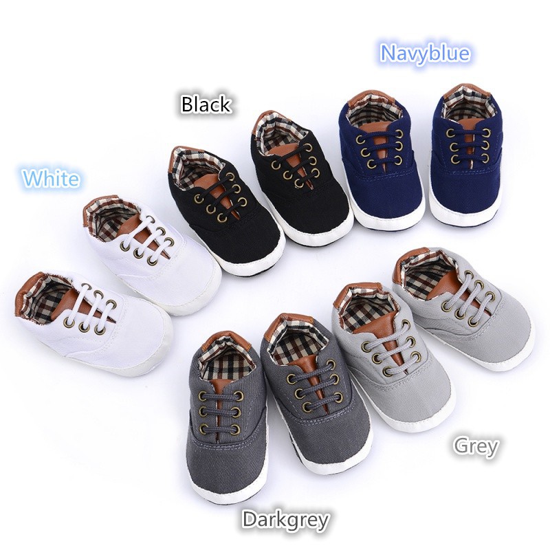 Giày thể thao năng động cho bé