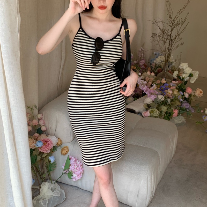 Đầm Hai Dây Họa Tiết Kẻ Sọc Thời Trang Mùa Hè Quyến Rũ Cho Nữ