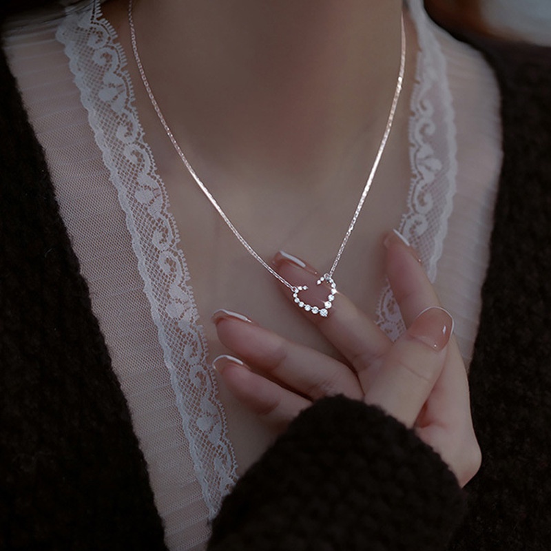 Vòng cổ Hợp Kim Đính Đá Zircon Ngọc Trai Nhân Tạo Hình Trái Tim Gấu Bướm Thời Trang Hàn Quốc Cho Nữ