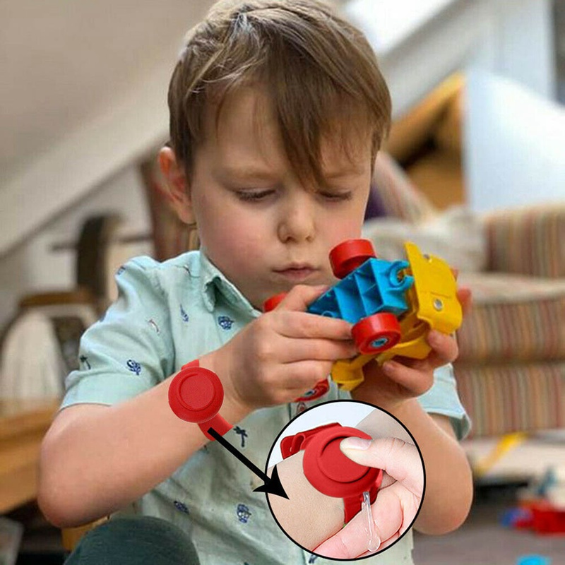 Vòng đeo tay silicone đựng nước rửa tay | BigBuy360 - bigbuy360.vn