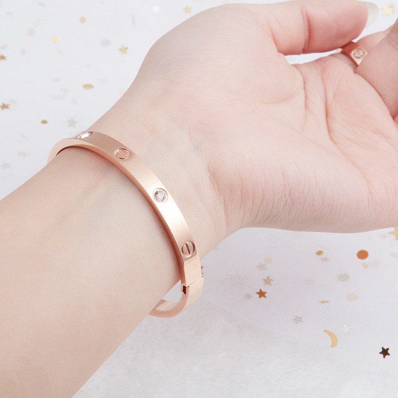Vòng tay thép titan mạ vàng hồng 18K mới