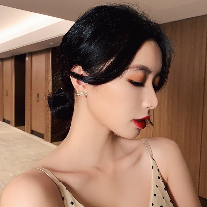 Khuyên tai nơ phối đá sáng cao cấp