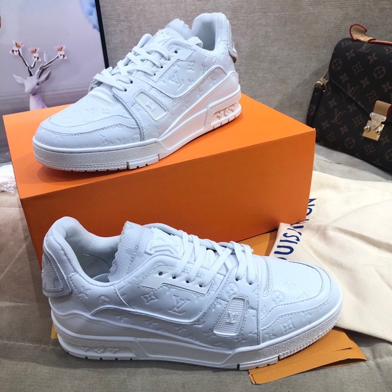 Giày thể thao unisex màu trắng chất liệu da thật cao cấp thương hiệu Louis Vuitton LV