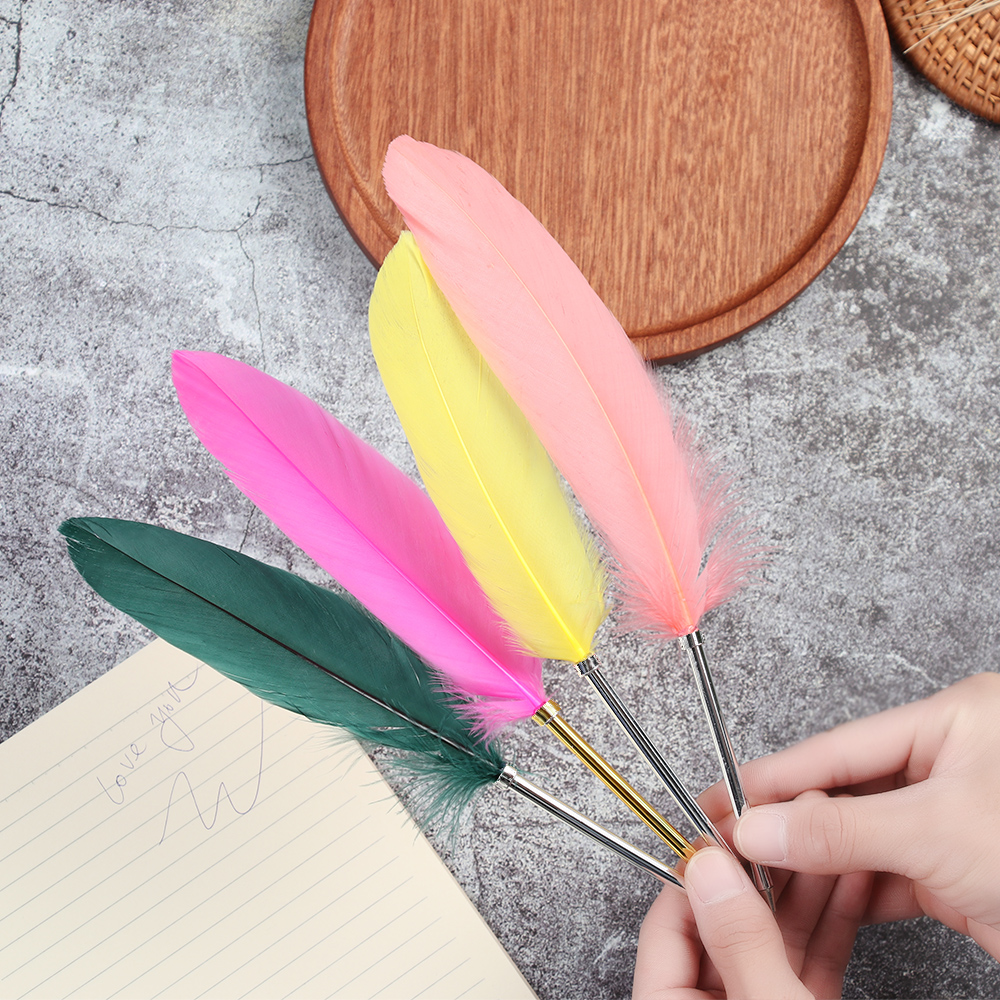 1 Bút Lông Vũ Trang Trí Tiệc Cưới / Giáng Sinh