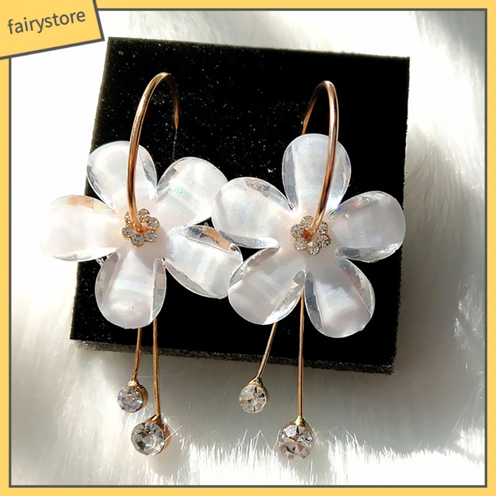 Đôi khuyên tai hình hoa phong cách Hàn Quốc duyên dáng và sành điệu cho nữ