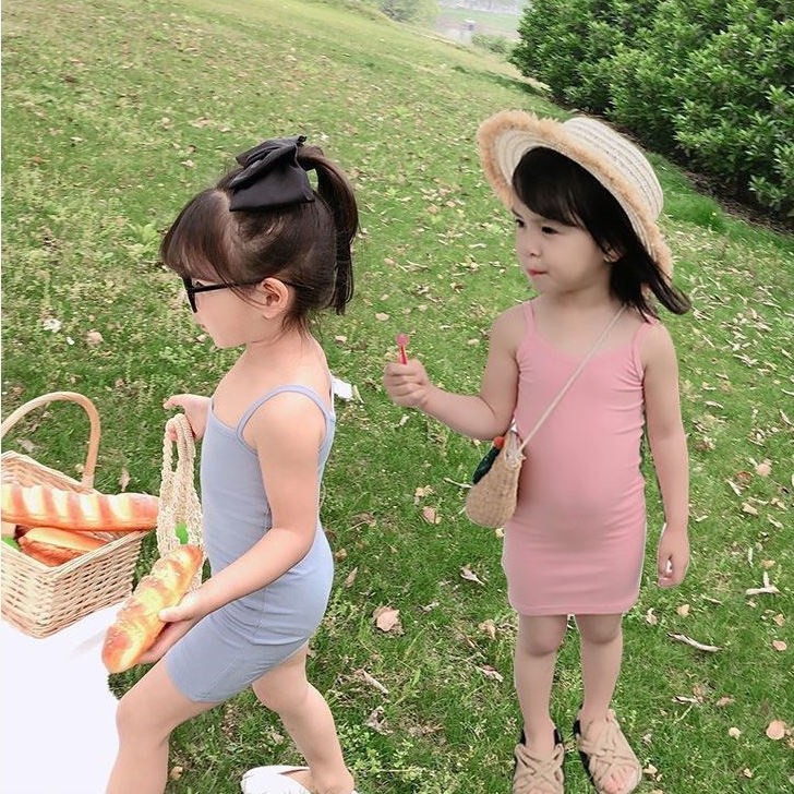 Đầm Hai Dây Mỏng Màu Sắc Trơn Thời Trang Mùa Hè Cho Bé Gái