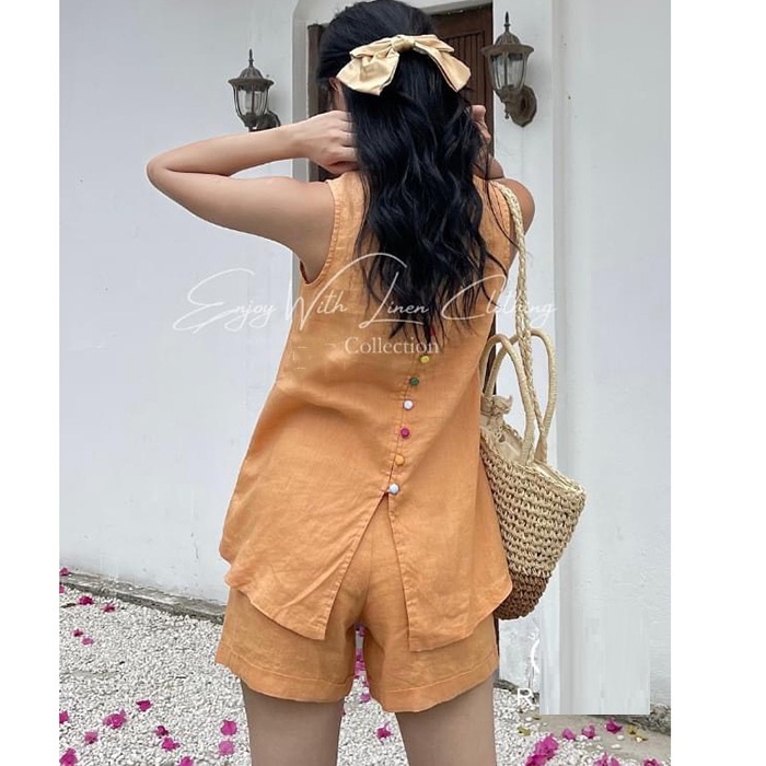 Bộ đồ linen sát nách dáng yếm trẻ trung, thời trang phong cách trẻ