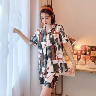 Bộ đồ ngủ phi bóng dành cho cặp đôi