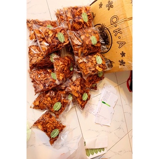 chuối sứ sấy giòn.