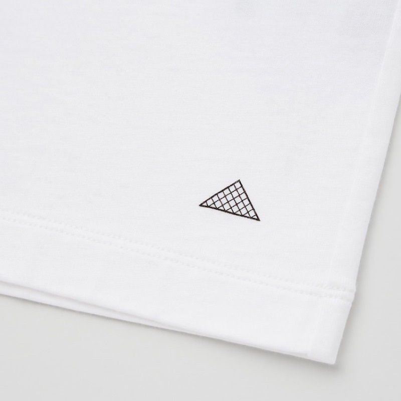 Áo phông hình hãng Uniqlo chính hãng size XS