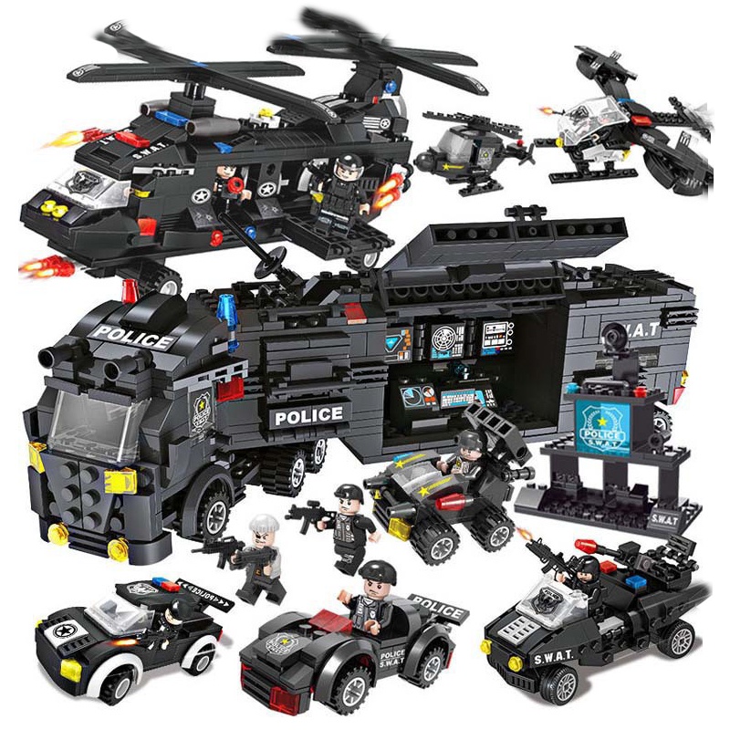 Bộ đồ chơi xếp hình cảnh sát KAVY với hơn 820 chi tiết với robot, máy bay, xe cảnh sát... kèm hộp đựng