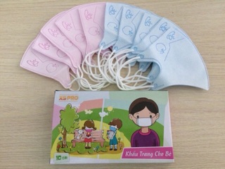 Khẩu trang trẻ em