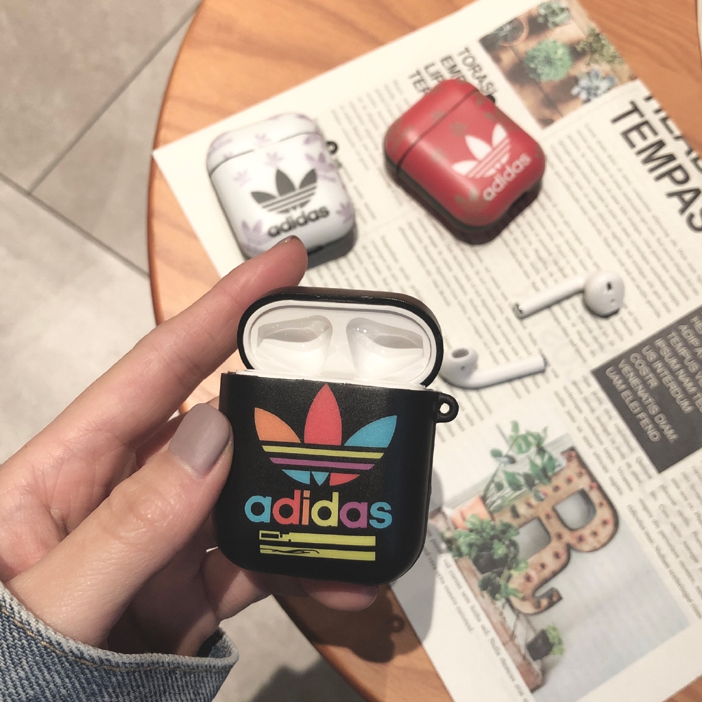 Vỏ bảo vệ hộp sạc tai nghe Bluetooth không dây AirPods 1 2 3 họa tiết logo Adidas bằng silicone