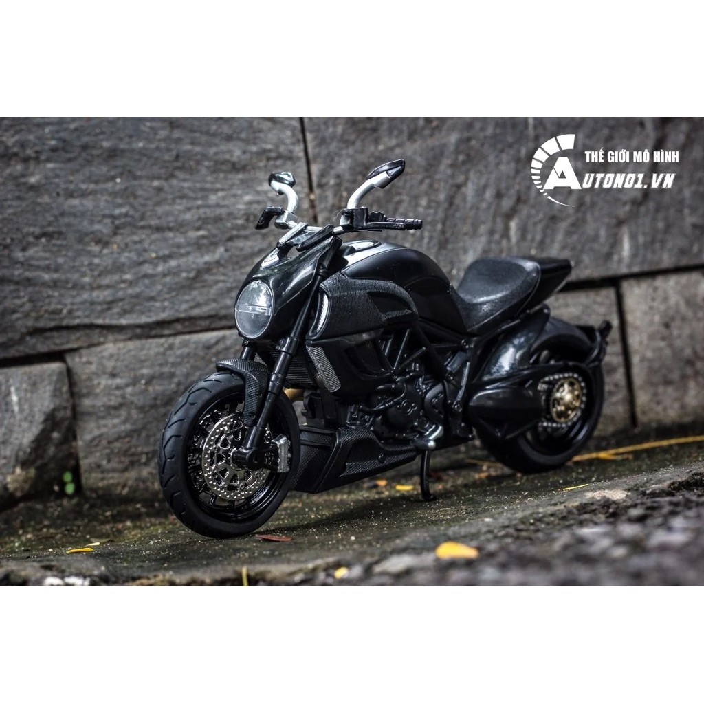 MÔ HÌNH XE DIAVEL MATT BLACK 1:12 CÓ ĐÈN NHẠC DIECAST METAL 5422