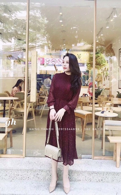 Váy chấm bi maxi - dành cho cô nàng mùa thu