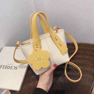 Túi Cầm Tay Nữ Size Mini Kèm Dây Đeo Chéo Có Phụ Kiện Hoa Size 20