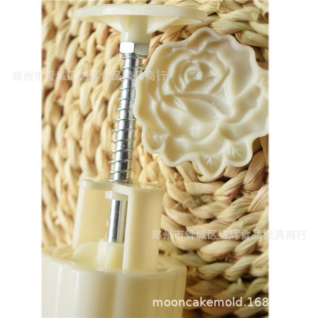 2020 Khuôn trung thu hoa hồng 50g