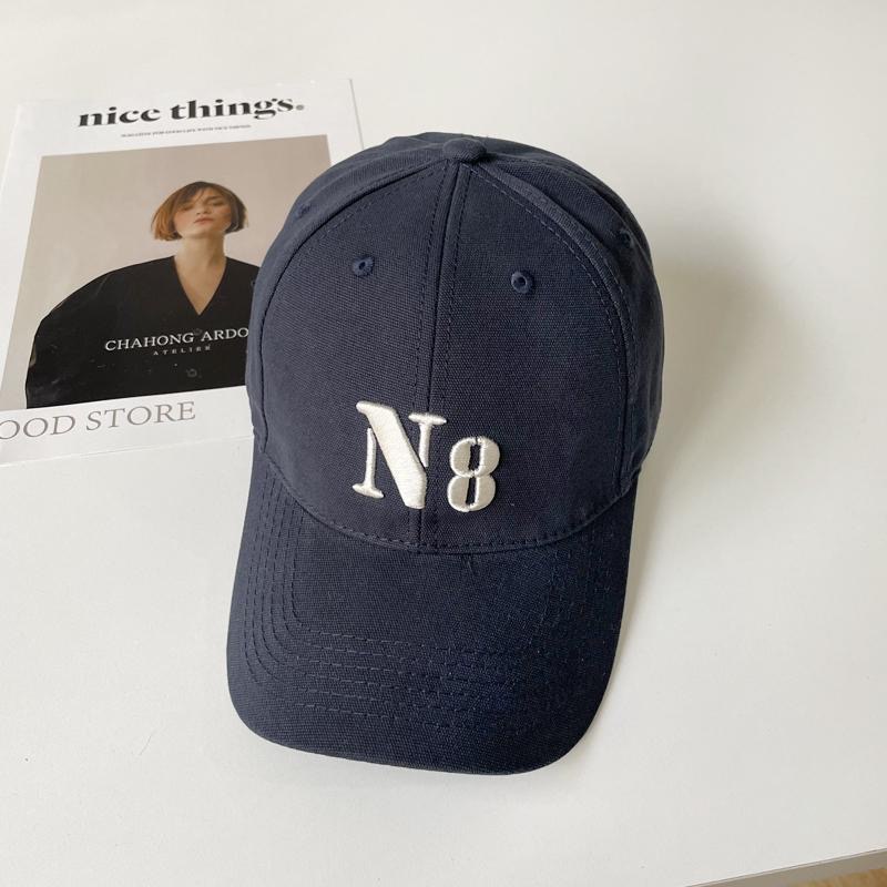 Mũ Beret Dệt Kim Mềm Mại Màu Xanh Navy Nhiều Kiểu Dáng Cho Nam Và Nữ