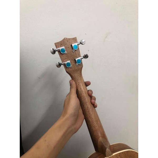 ĐÀN UKULELE CONCERT GỖ HOẠ TIẾT