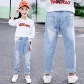 Quần jean dễ thương phong cách Hàn Quốc cho bé gái