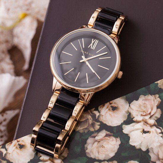 Đồng hồ đeo tay nữ hiệu Anne Klein AK/1412BKGB