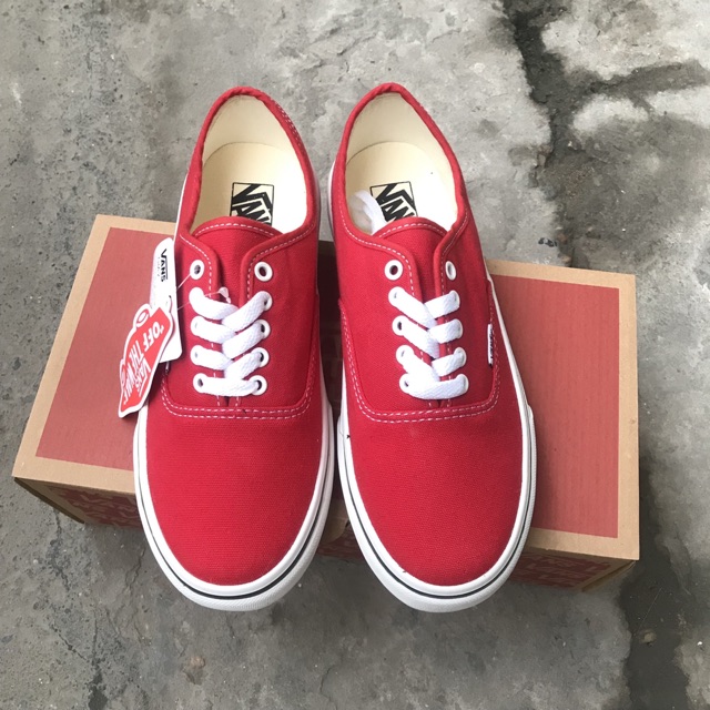 GIÀY V CLASSIC ĐỎ TƯƠI (Full box + Bill)