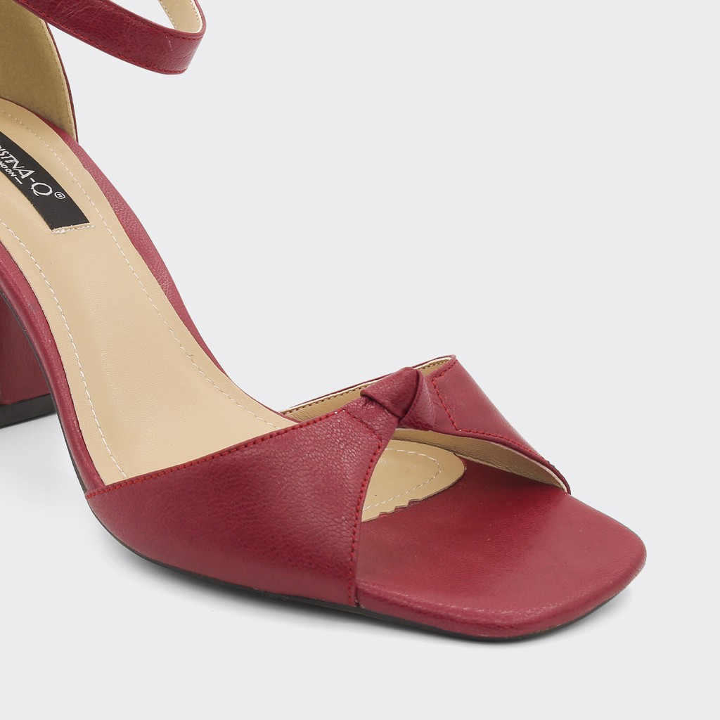 Giày sandals nữ gót vuông Christina-Q XDN223