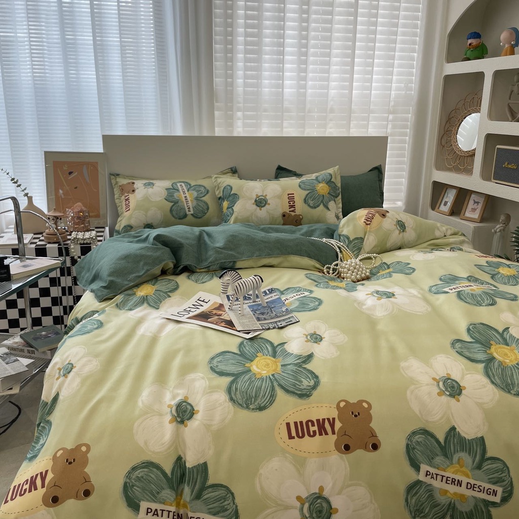 Bộ vỏ chăn ga gối 4 món Cotton Polyester hoa năm cánh sơn mài xanh trắng
