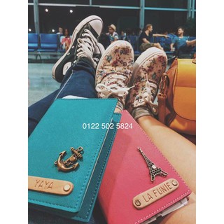 Passport cover - ví hộ chiếu khắc tên