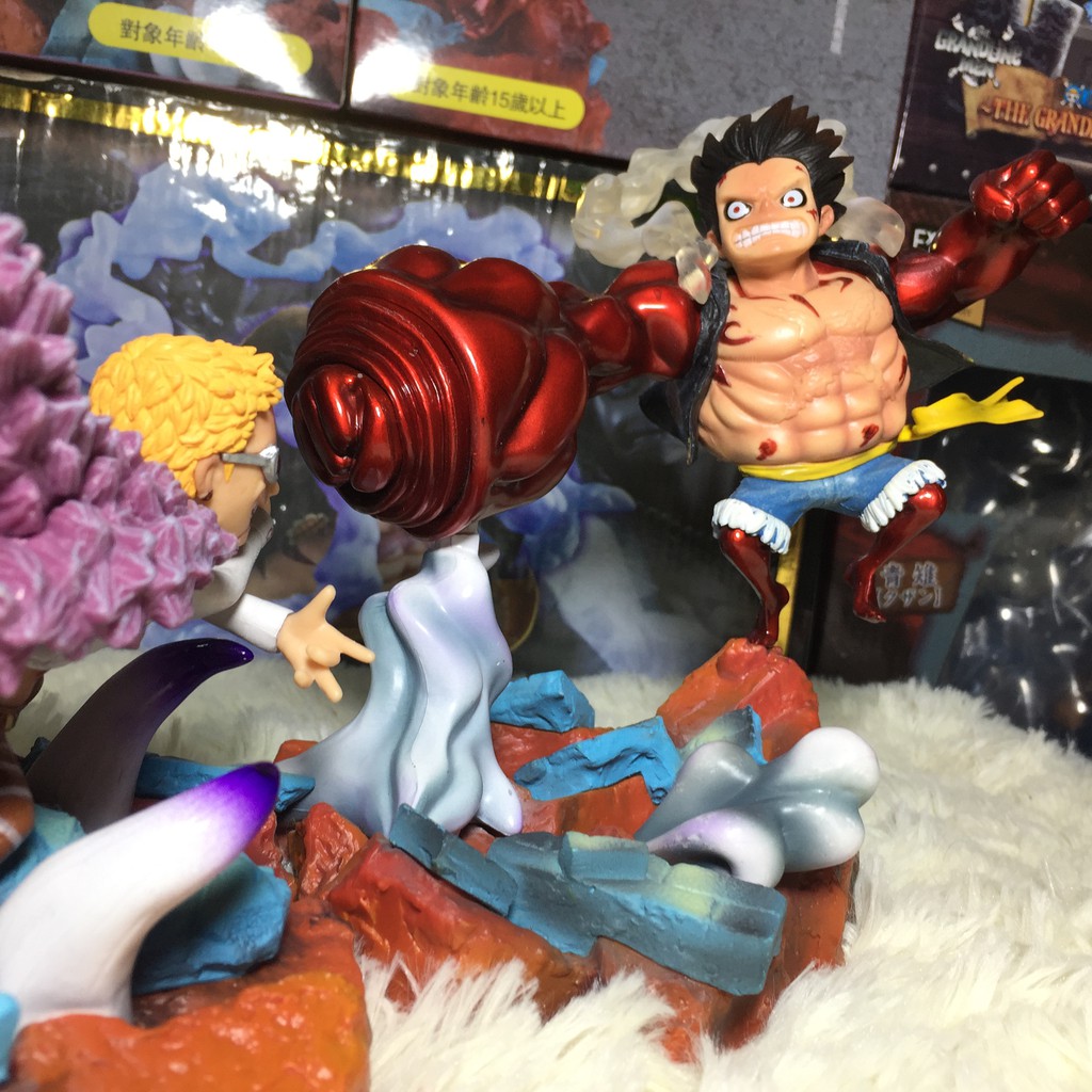 Mô hình Luffy Gear4 Vs Doflamingo