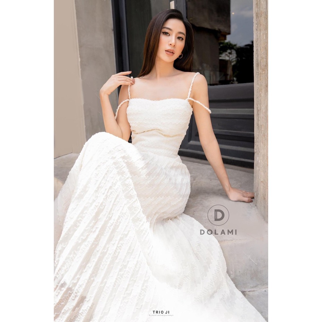 Đầm maxi ren thêu nổi 2 dây