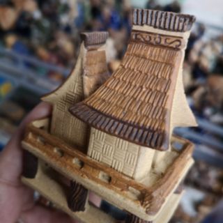 Nhà rông gốm sứ - trang trí bể cá