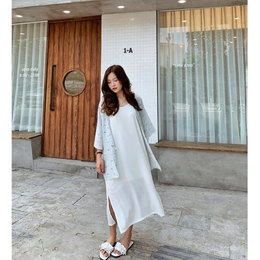 Áo khoác kimono hoa nhí nền xanh pastel | BigBuy360 - bigbuy360.vn