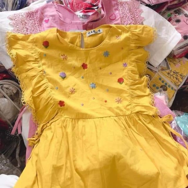 Chuyên bỏ sỉ số lượng các mặt hàng quần áo .địa chỉ phường hắc dịch thị xã phú mỹ bà rịa vũng tàu. Khách có