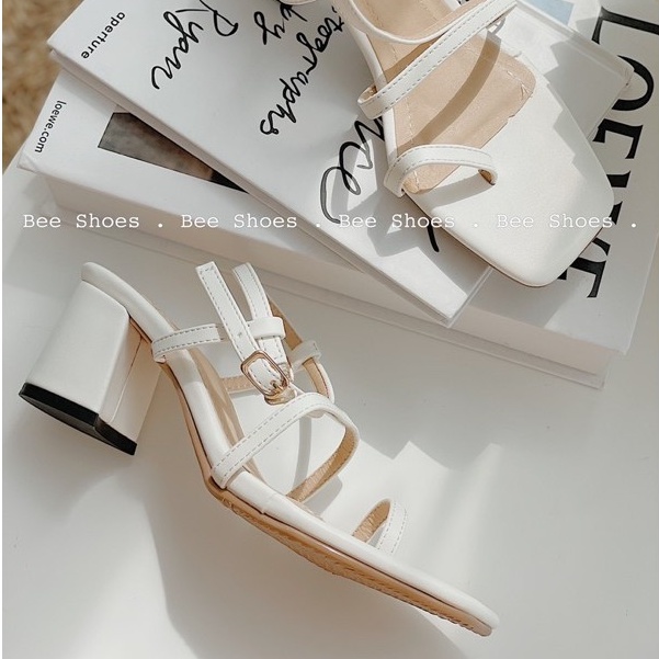 BEESHOES - SANDAL NỮ MŨI VUÔNG XỎ NGÓN TRƠN - SANDAL NỮ MŨI VUÔNG GÓT VUÔNG CAO 5 PHÂN SẴN MÀU ĐEN - KEM - TRẮNG 210312