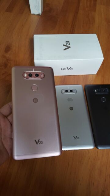 [Mã ELSALE300 giảm 7% đơn 1TR] Điện thoại : LG V20: Bản Hàn: 4GB, 64G, nguyên hộp, tặng Ốp và Kính cường lực. | WebRaoVat - webraovat.net.vn