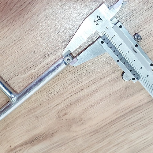 Cần Siết Cán Thép Tạo Lực Chữ T Có 3 Đầu Nối Tuýp Gồm 2 Đầu 1/4 Và 1 Đầu 3/8 Không Kèm Đầu Khẩu