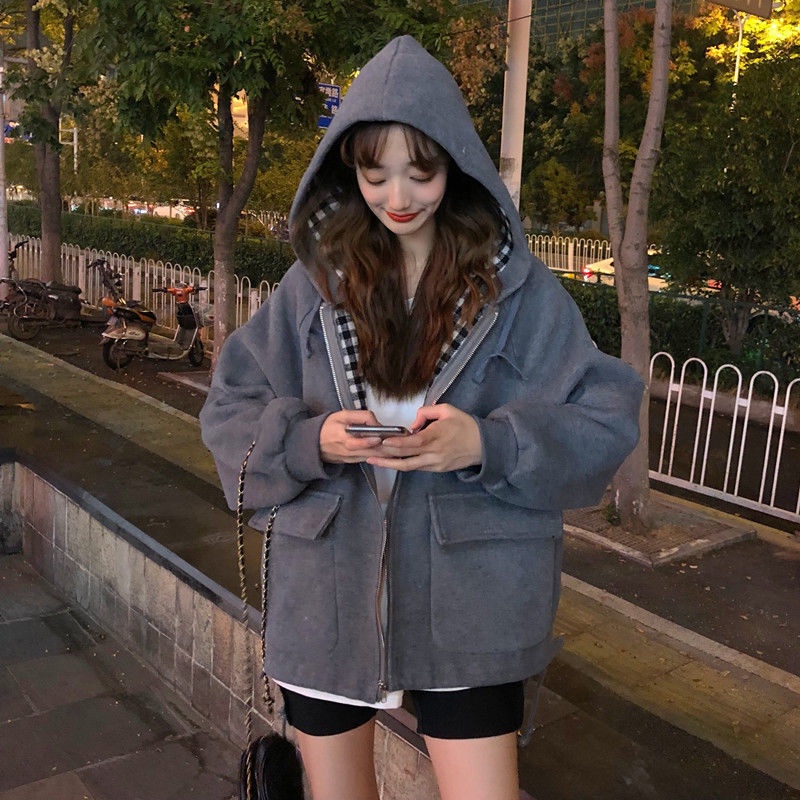 Áo Khoác Mỏng Dáng Rộng Kẻ Sọc Kiểu Hàn Quốc Thiết Kế Mới Cho Nữ