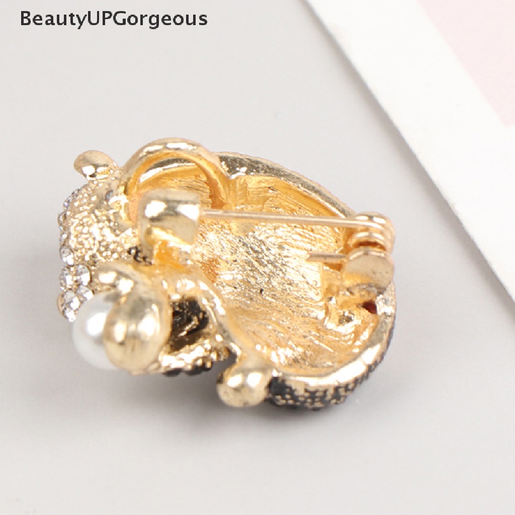 Ghim Cài Áo Hình Gấu Trúc Đính Đá Dễ Thương